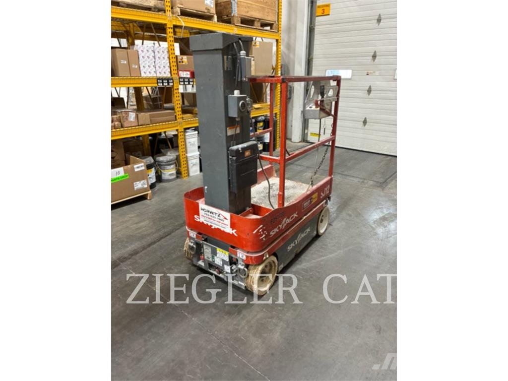 Skyjack SJ12 Šķerveida pacēlāji