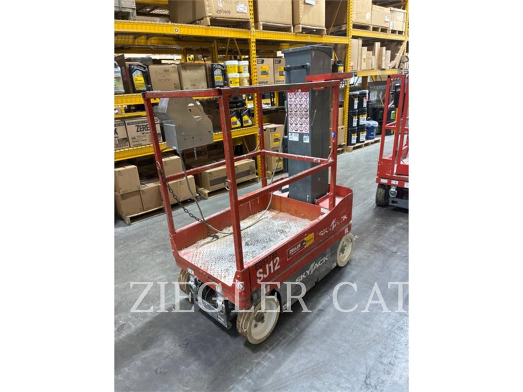 Skyjack SJ12 Šķerveida pacēlāji