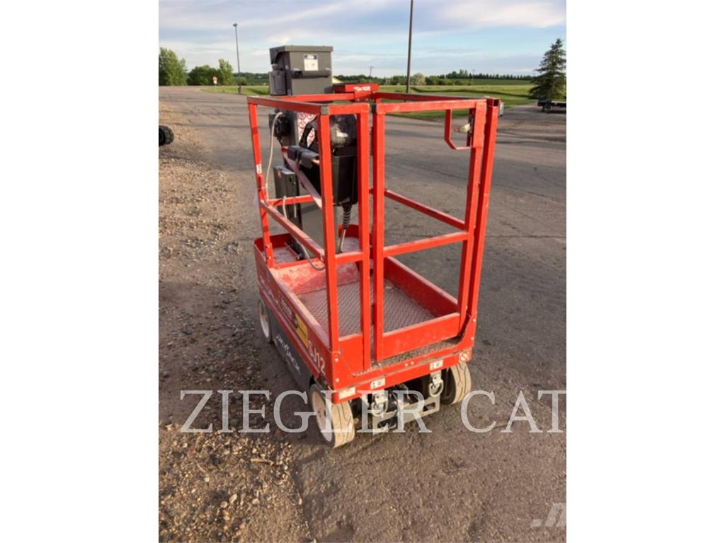 Skyjack SJ12 Škaraste platforme