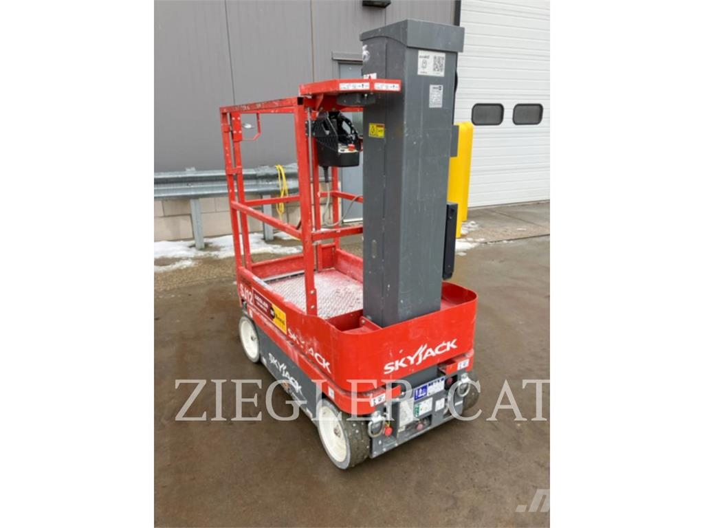 Skyjack SJ12 Škaraste platforme