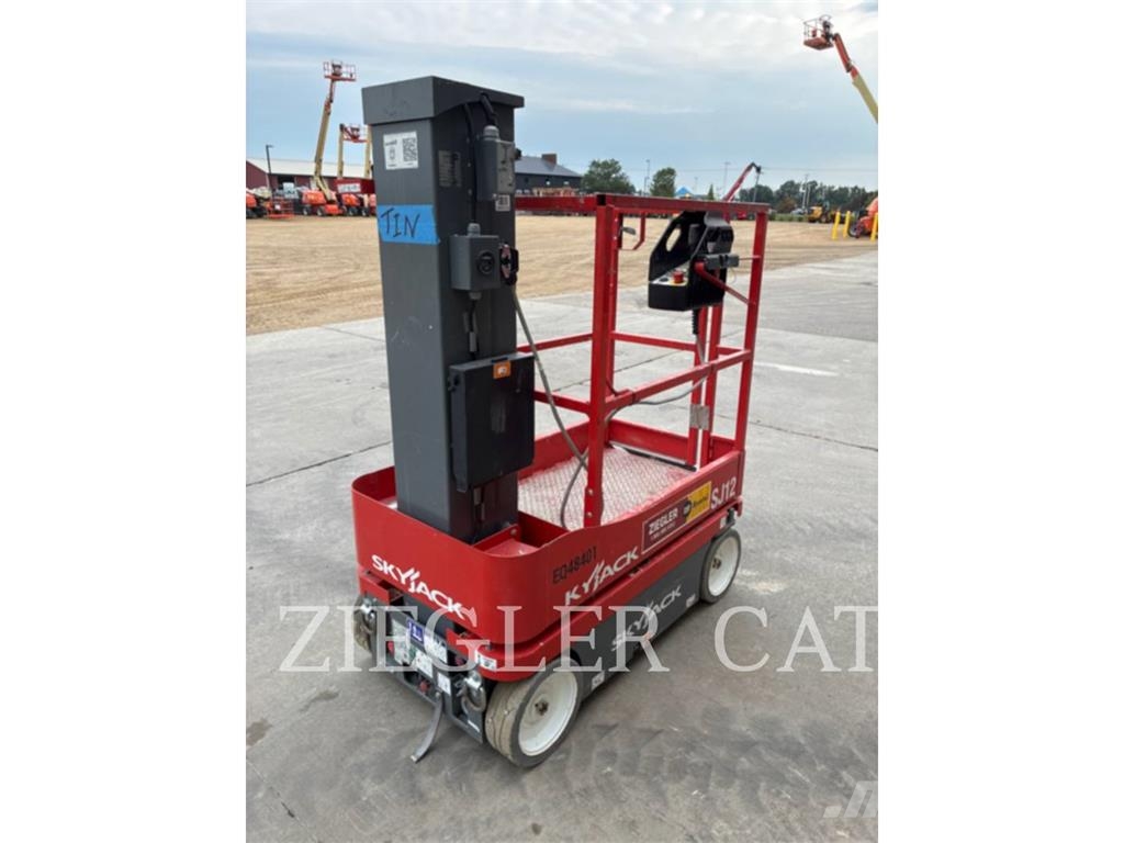 Skyjack SJ12 Škaraste platforme