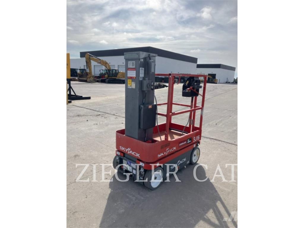 Skyjack SJ16 رافعات مقصية الشكل
