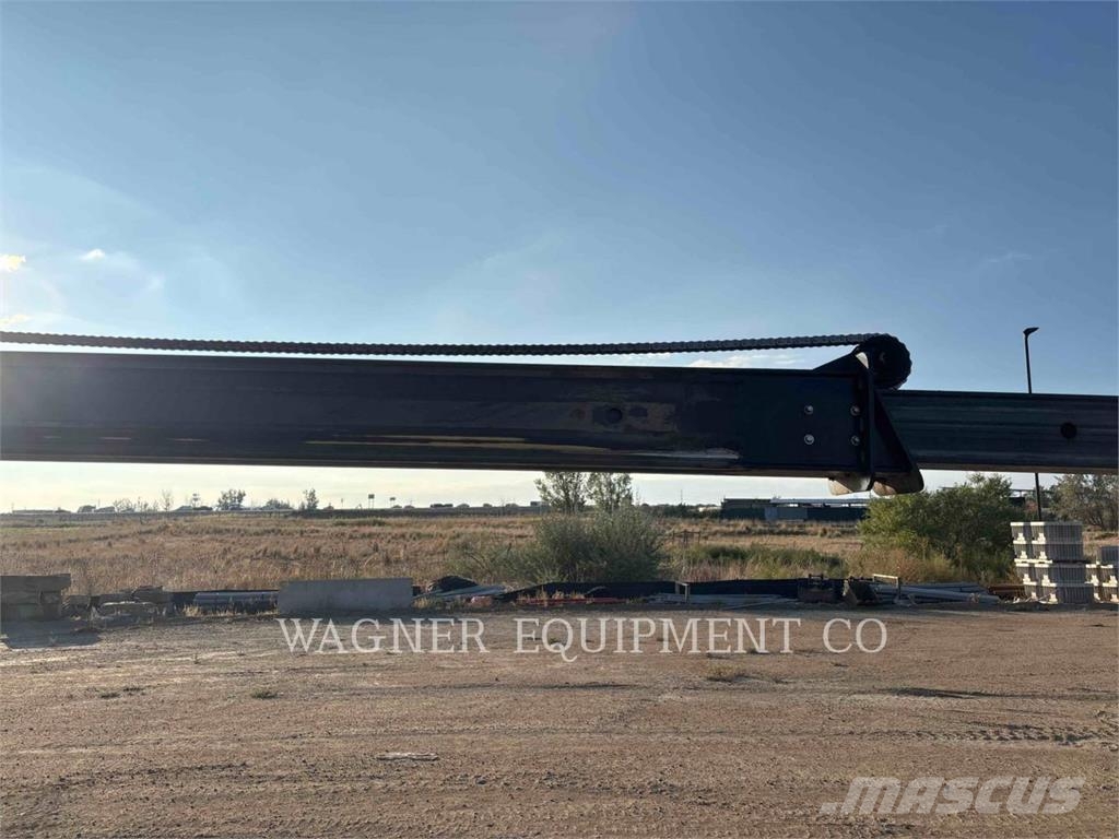 SkyTrak 10054 Telescopic handlers