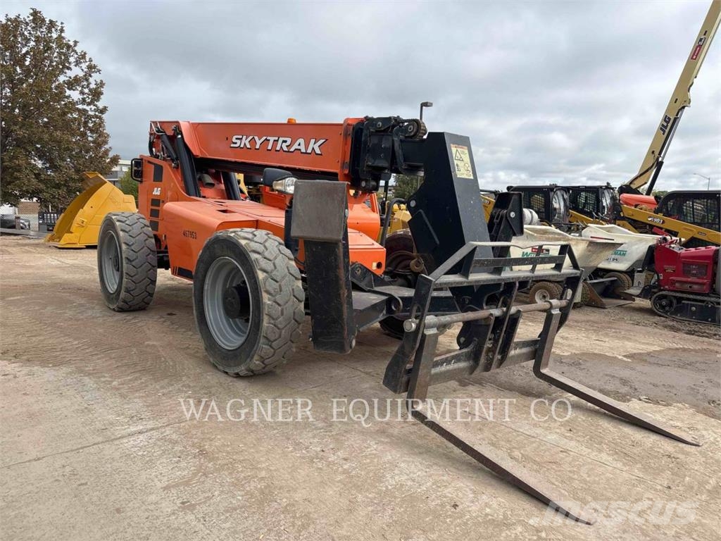 SkyTrak 10054 Teleskoplader