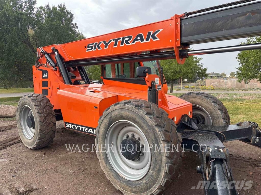 SkyTrak 1054 Teleszkópos rakodók