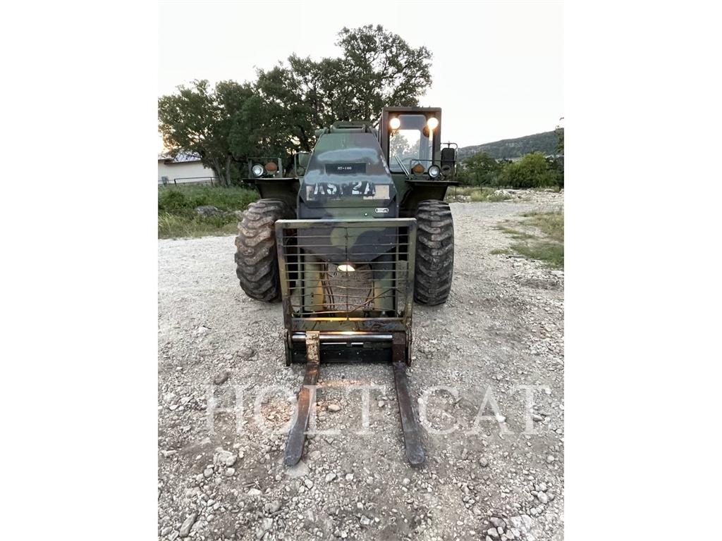 SkyTrak 6000M Telescopic handlers