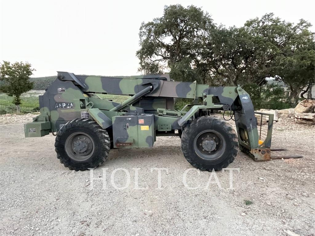 SkyTrak 6000M Telescopic handlers