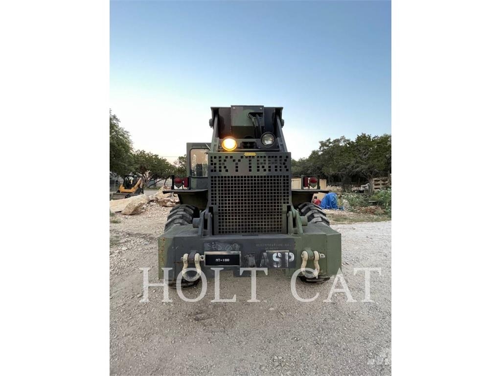SkyTrak 6000M Telescopic handlers