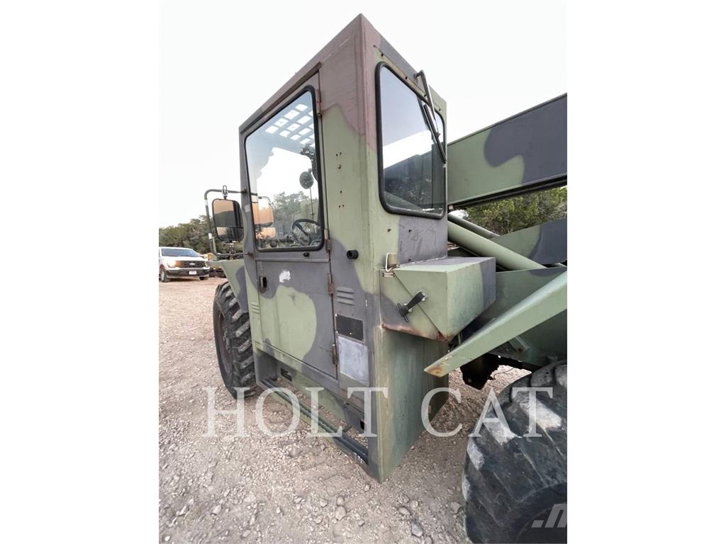SkyTrak 6000M Telescopic handlers