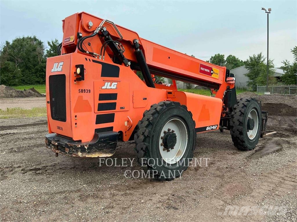 SkyTrak 6042O Telescopic handlers