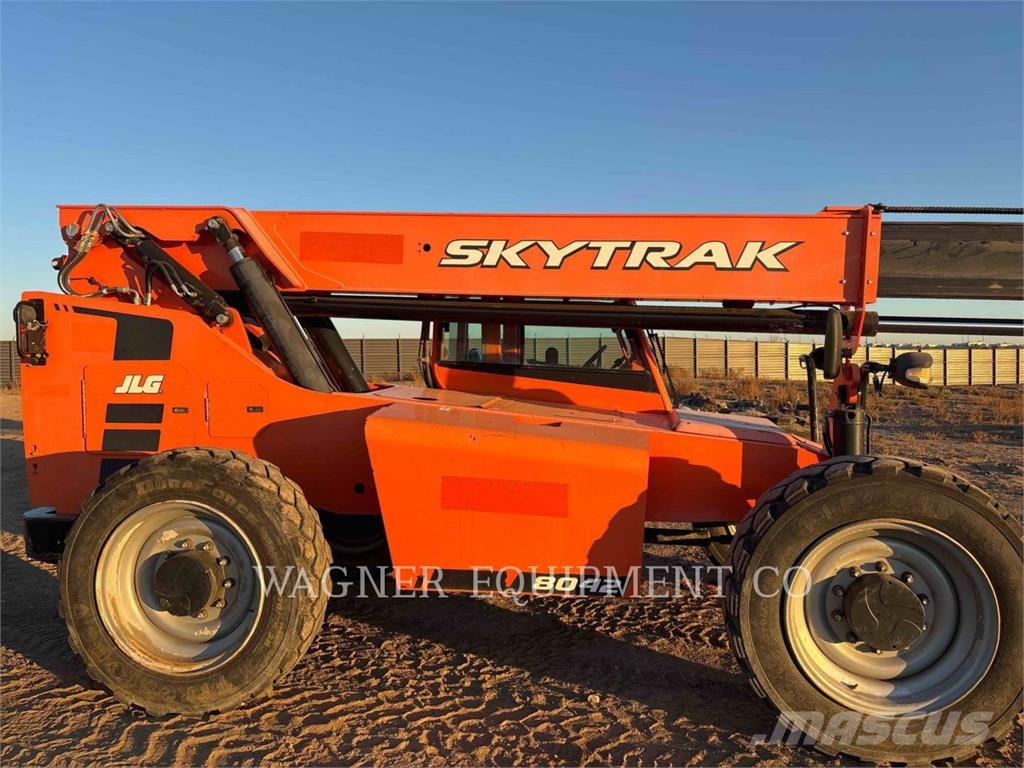 SkyTrak 8042 Teleskopski viličarji