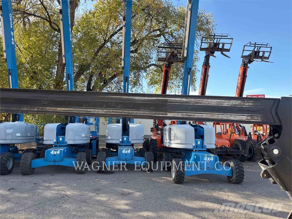 SkyTrak 8042 Telescopic handlers