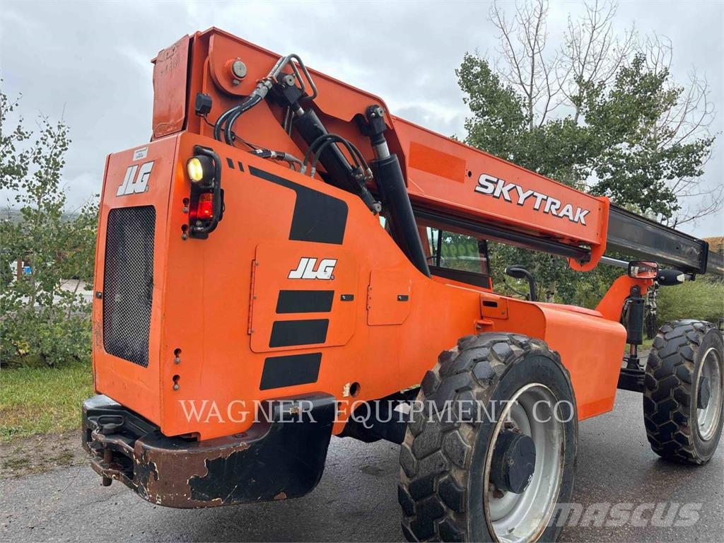 SkyTrak 8042 T4F Teleszkópos rakodók