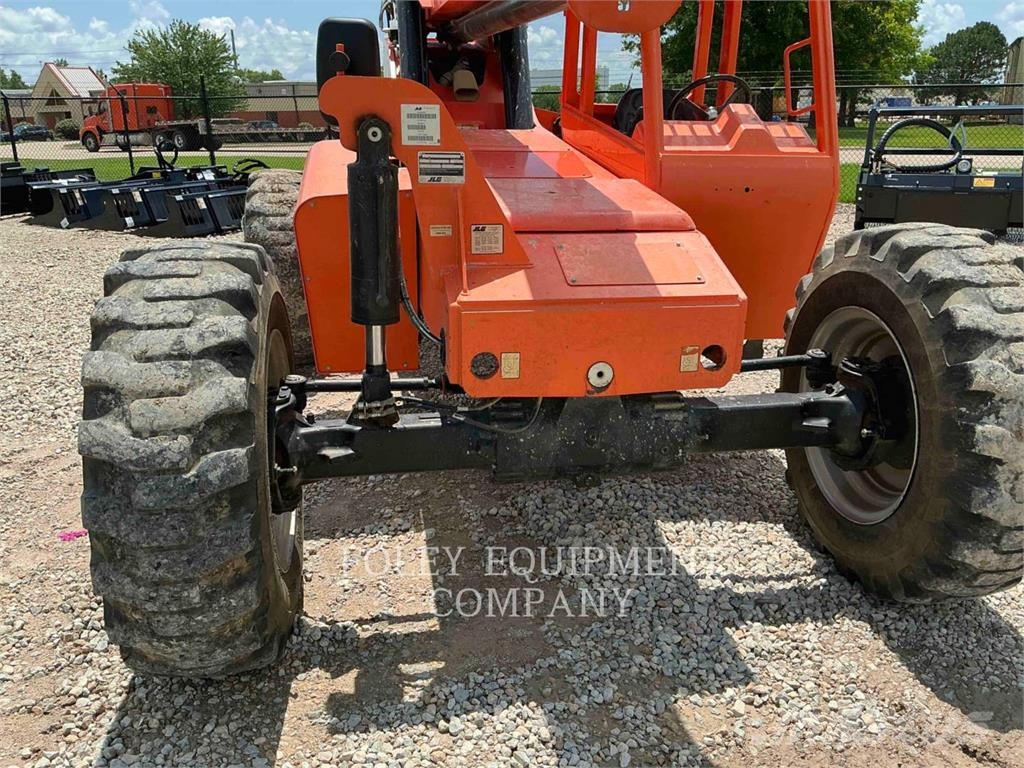 SkyTrak 8042O Telescopic handlers