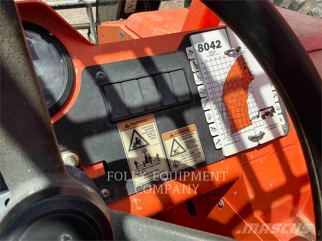 SkyTrak 8042O Telescopic handlers