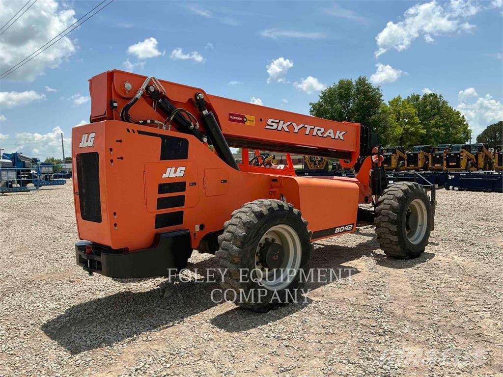 SkyTrak 8042O Telescopic handlers