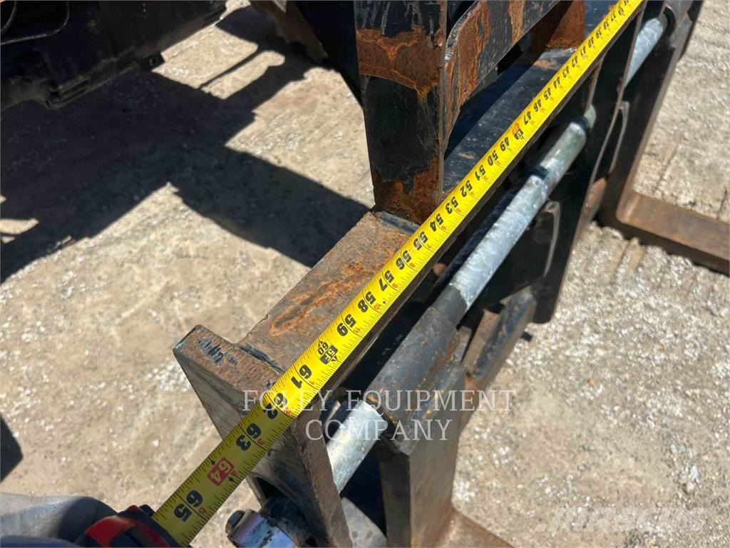 SkyTrak 8042O Telescopic handlers