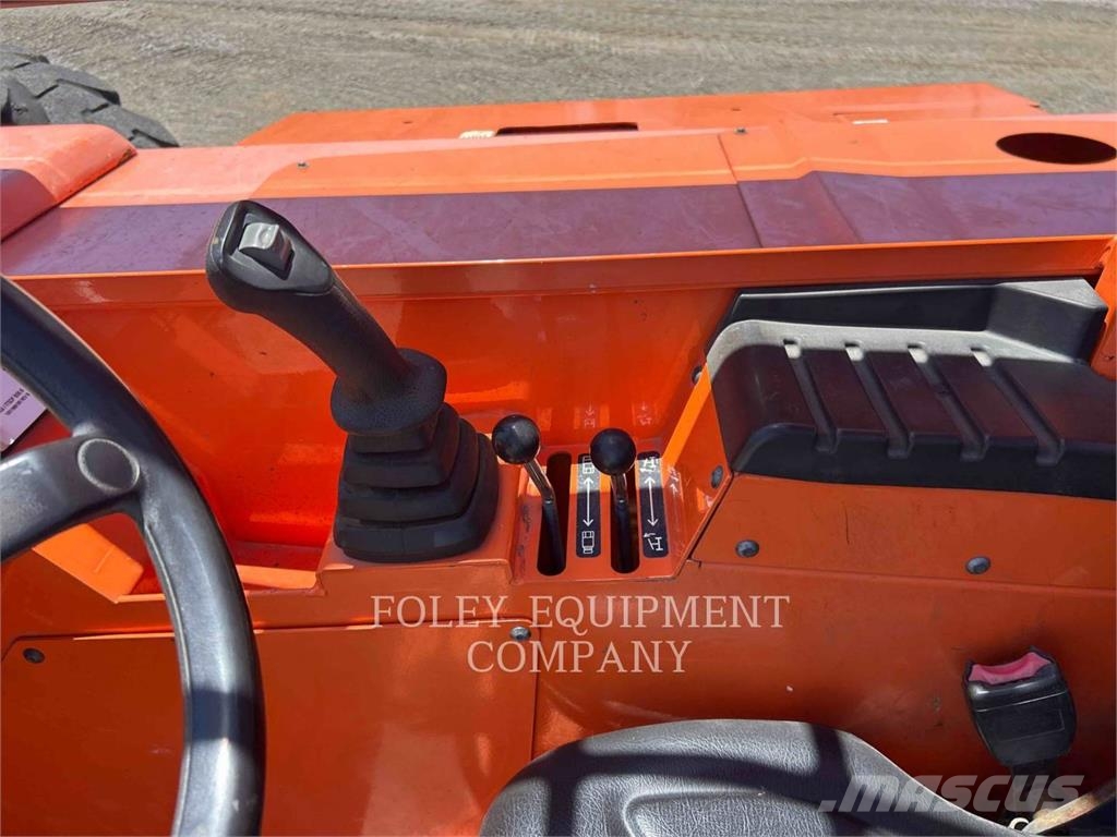 SkyTrak 8042O Telescopic handlers