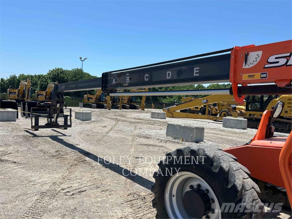 SkyTrak 8042O Telescopic handlers