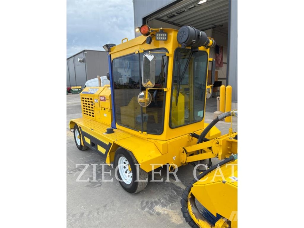 Superior SM74C Spazzatrici