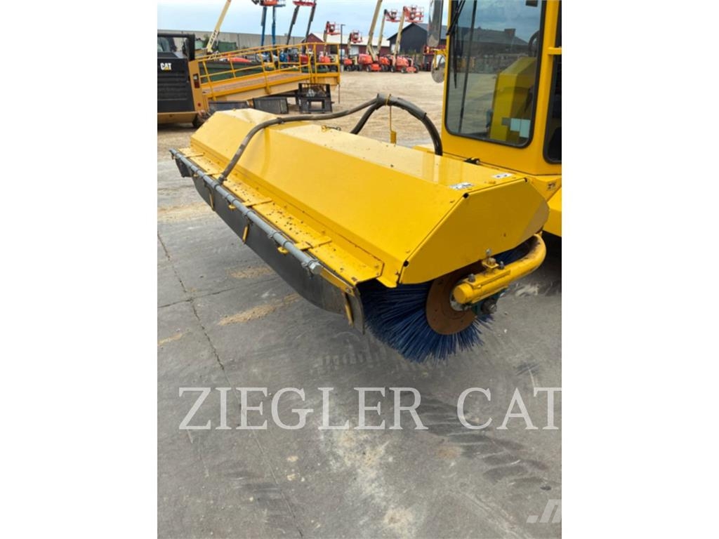 Superior SM74C Spazzatrici