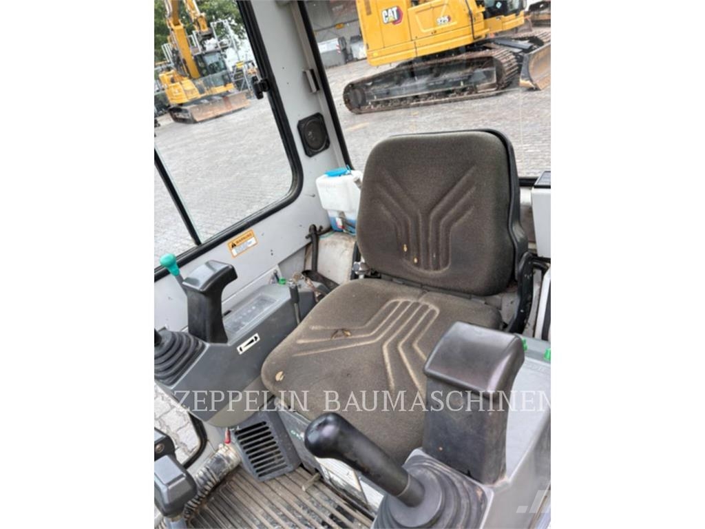 Takeuchi TB016 Bagri goseničarji
