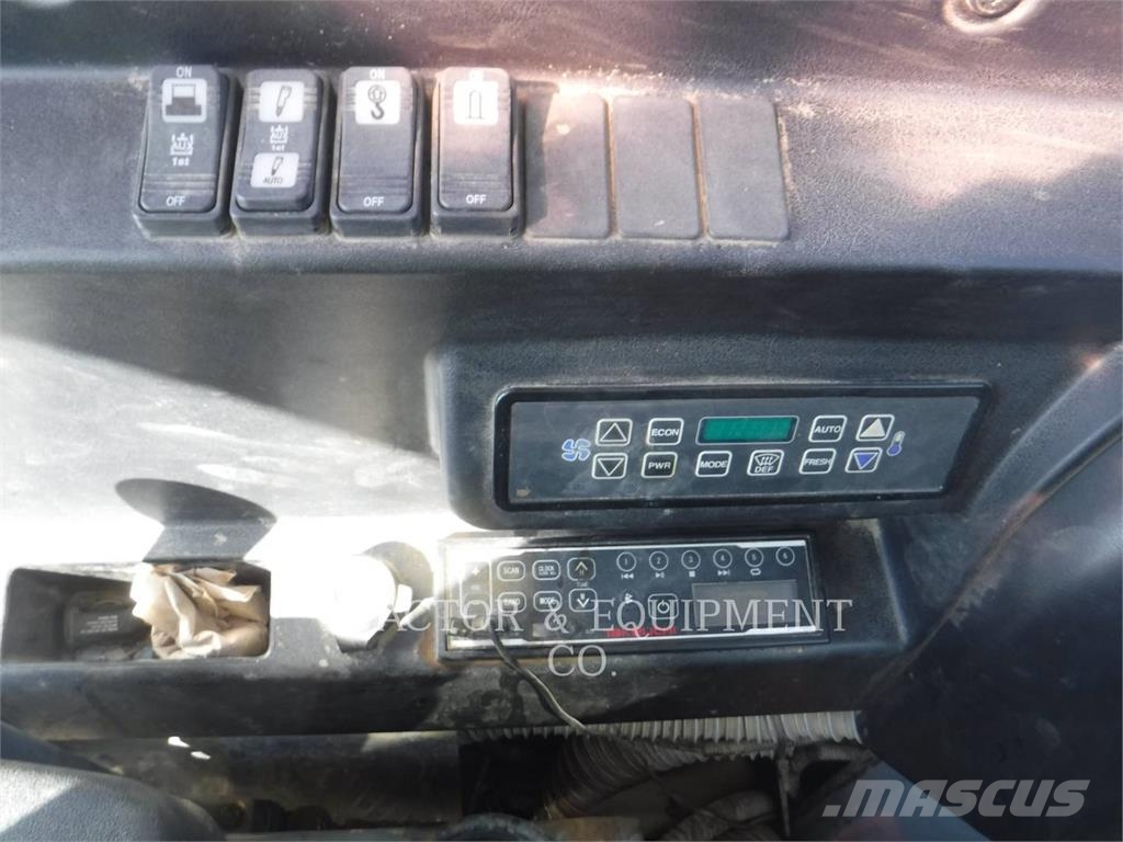Takeuchi TB2150 Paletli ekskavatörler