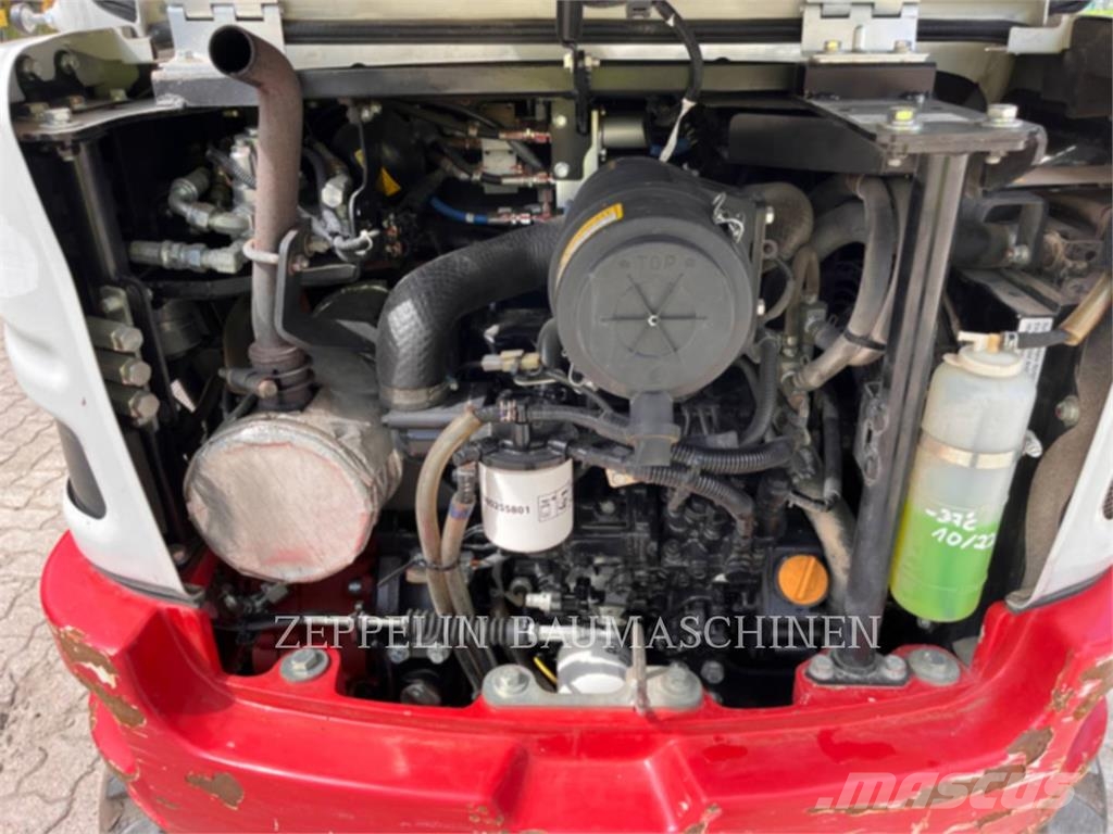 Takeuchi TB225 Εκσκαφείς με ερπύστριες