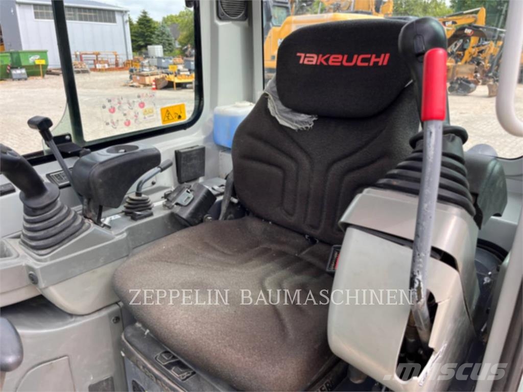 Takeuchi TB225 Εκσκαφείς με ερπύστριες