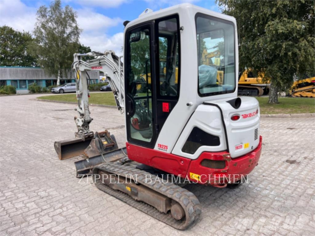 Takeuchi TB225 Εκσκαφείς με ερπύστριες