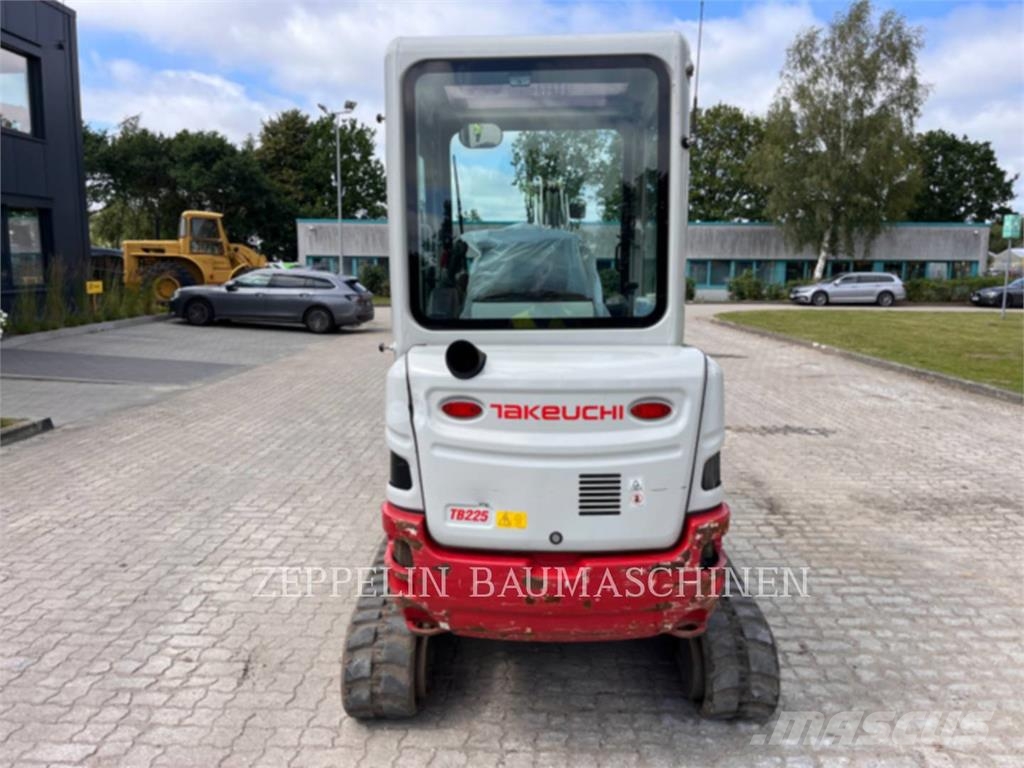 Takeuchi TB225 Εκσκαφείς με ερπύστριες