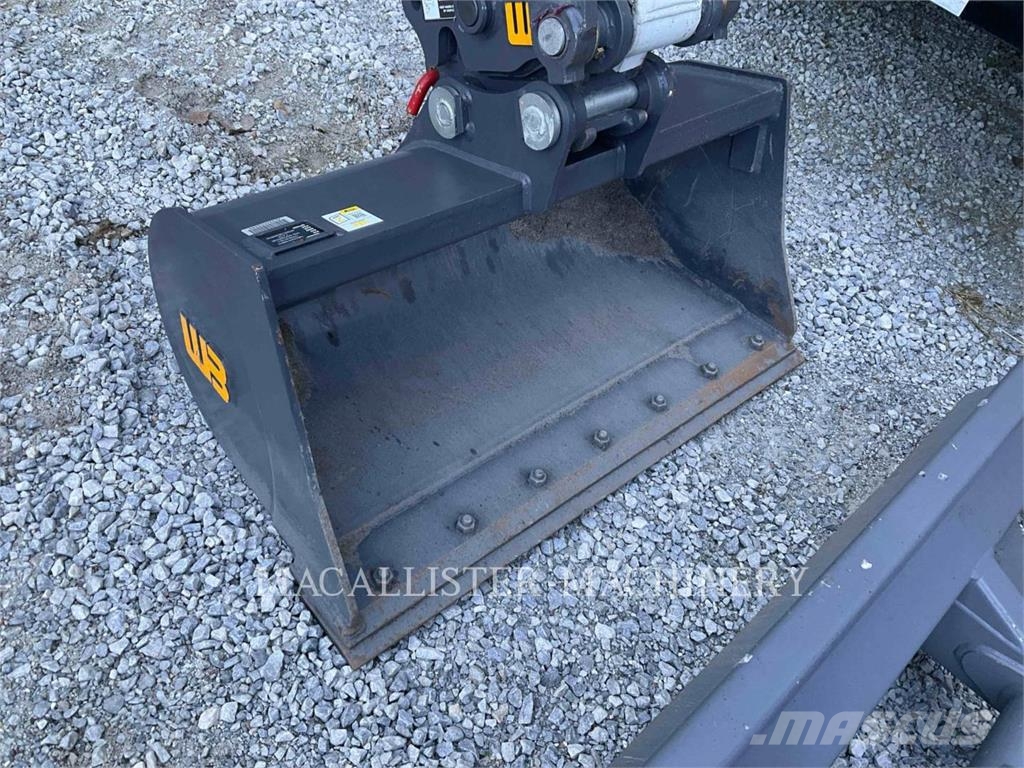 Takeuchi TB335R Pelle sur chenilles
