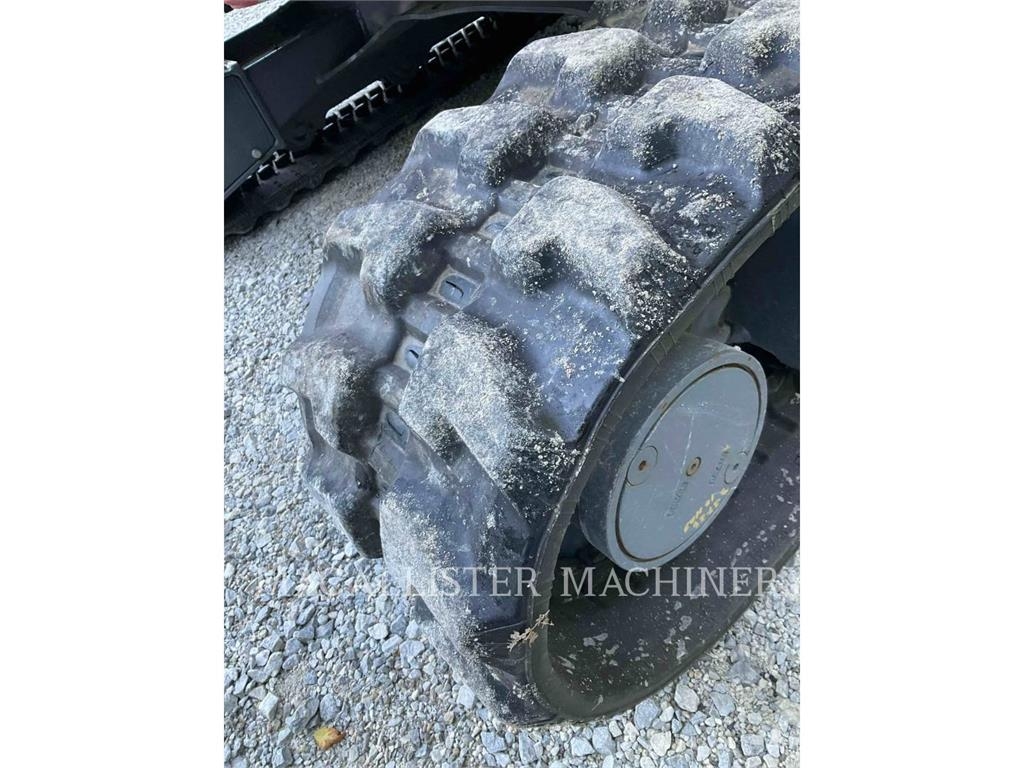 Takeuchi TB335R Pelle sur chenilles