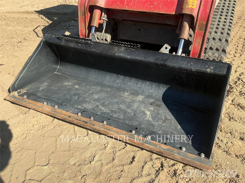 Takeuchi TL10 Larvebåndslæssere