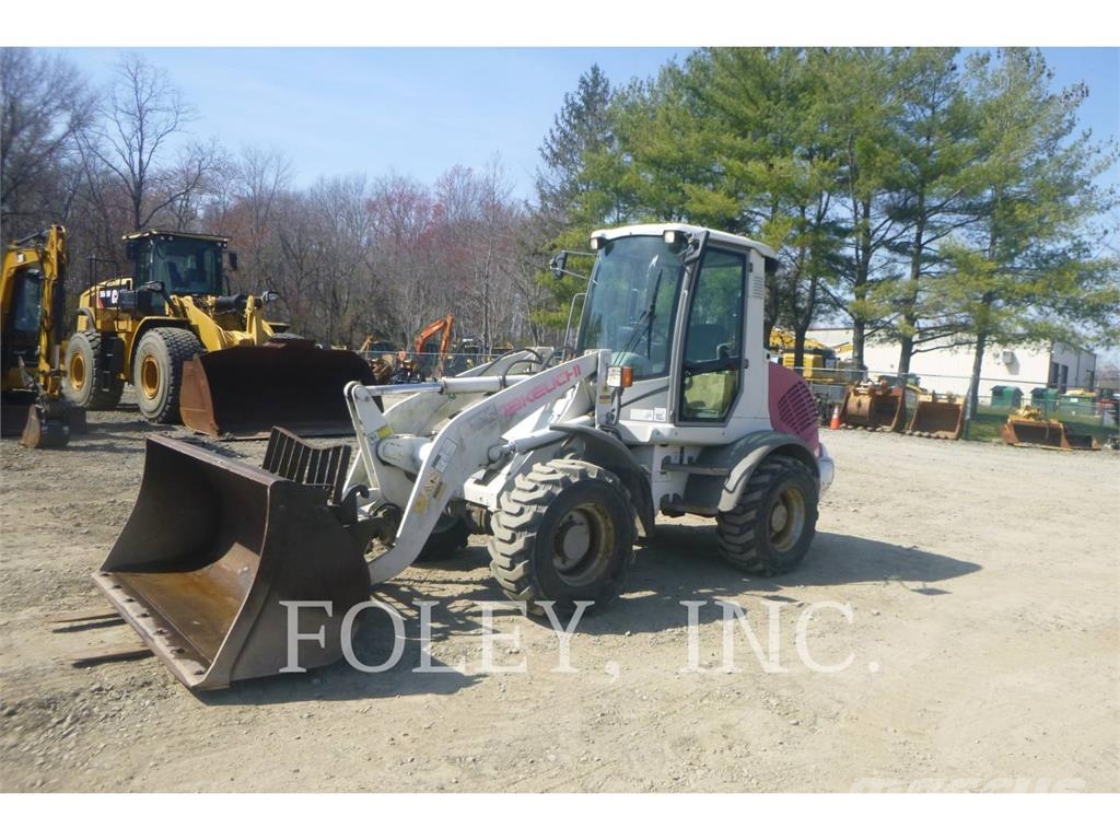 Takeuchi TW80 Cargadoras sobre ruedas