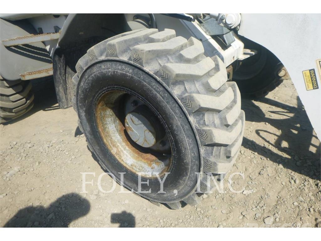 Takeuchi TW80 Cargadoras sobre ruedas