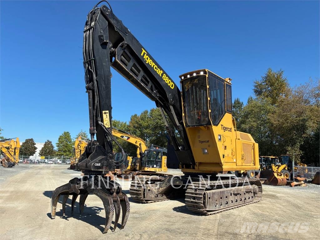 Tigercat 880D Harwarder