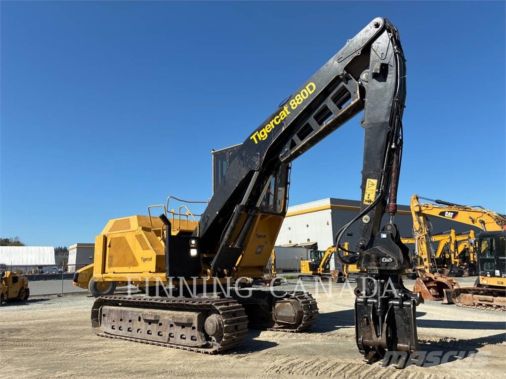 Tigercat 880D Harwarder