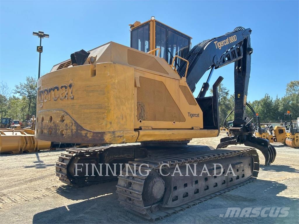 Tigercat 880D Harwarder