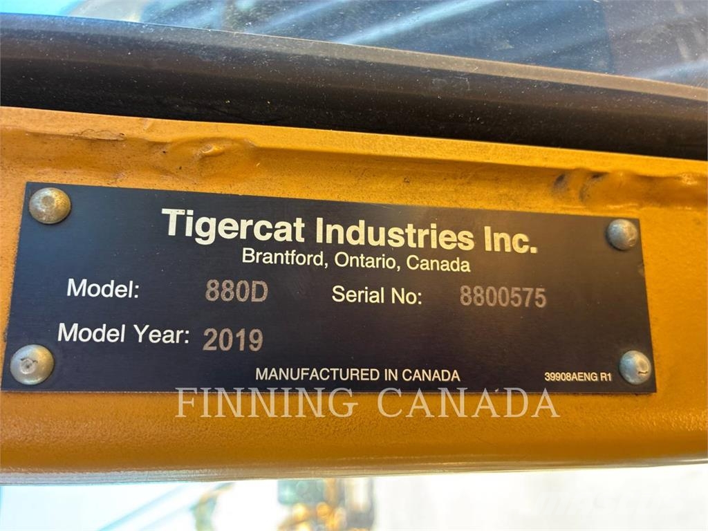 Tigercat 880D Harwarder