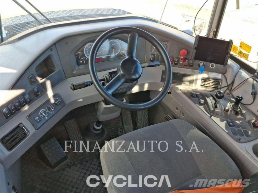 Volvo 2566 Дъмпери/моторни превозни средства