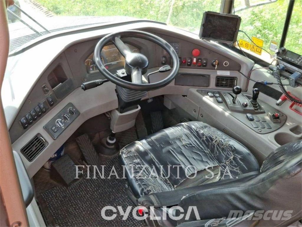 Volvo 2566 Дъмпери/моторни превозни средства
