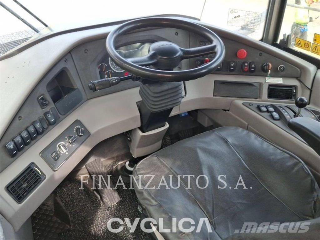 Volvo 2566 Дъмпери/моторни превозни средства