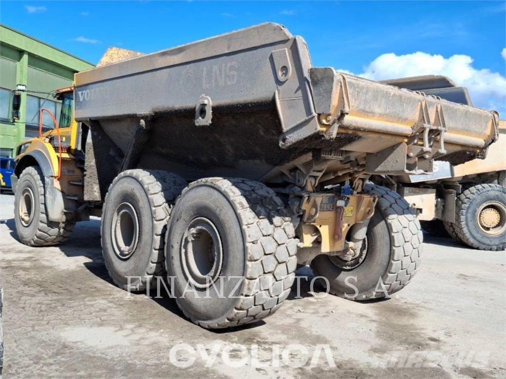 Volvo 2566 Дъмпери/моторни превозни средства