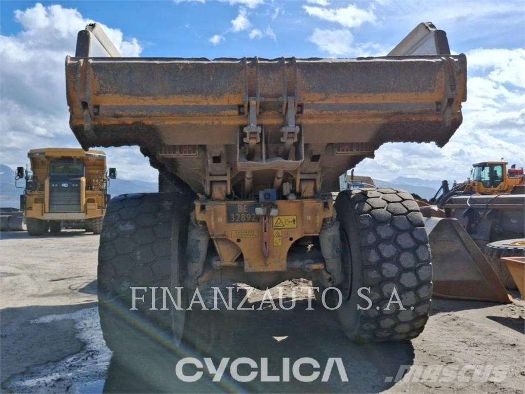 Volvo 2566 Дъмпери/моторни превозни средства