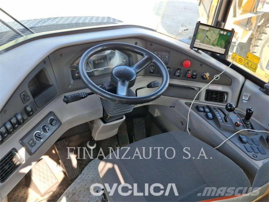 Volvo 2566 Дъмпери/моторни превозни средства