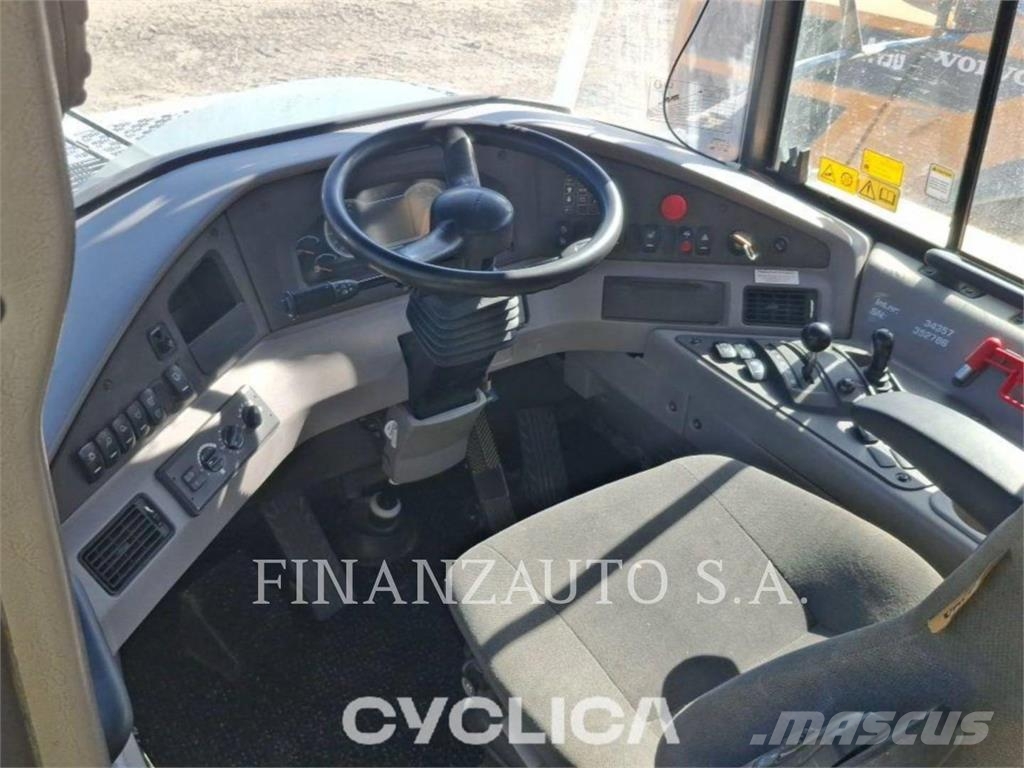 Volvo 2566 Дъмпери/моторни превозни средства