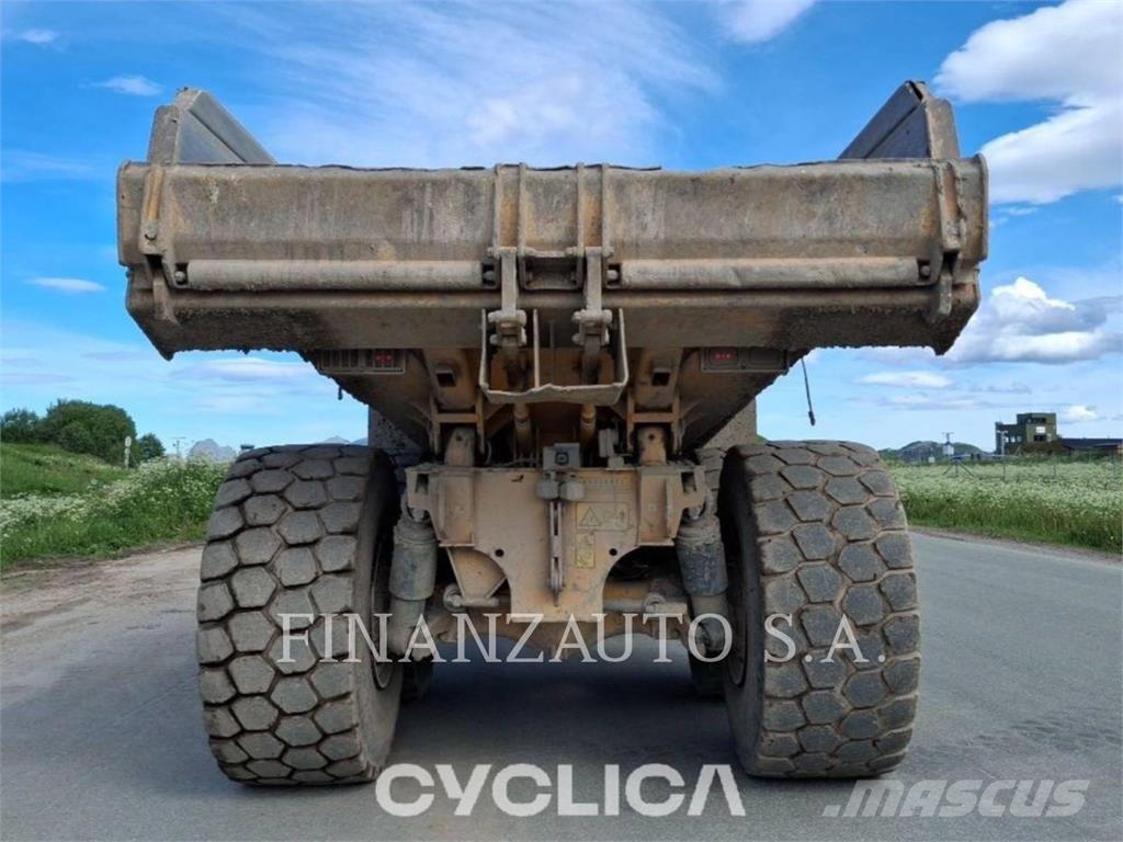 Volvo 2566 Дъмпери/моторни превозни средства