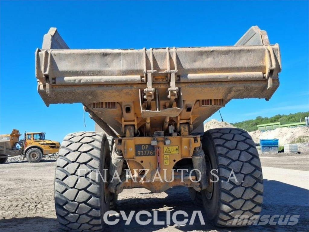Volvo 2566 Дъмпери/моторни превозни средства
