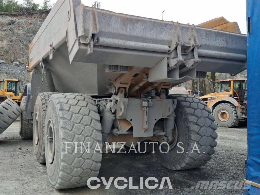 Volvo 2566 Дъмпери/моторни превозни средства